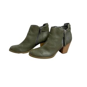 Olive Ankle Boots with Zipper Detail